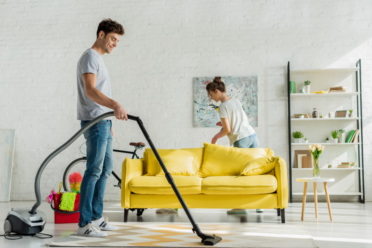 Ayvalık Bayan Temizlikçi